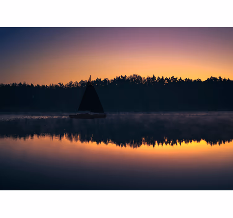 Mazury purjevene auringonlasku olohuoneen rullaverho - Tenstickers
