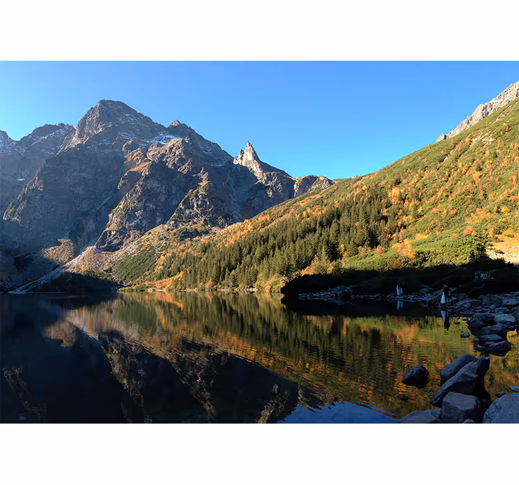 Morskie oko keväällä vihreä valokuvatapetti - Tenstickers