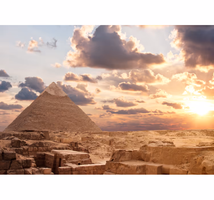 Pyramidi auringonlaskunäkymä kaupunki valokuvatapetti - Tenstickers