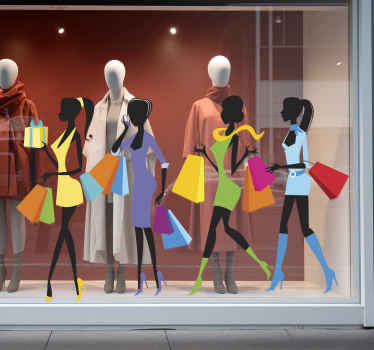 Sisustustarra shoppailijat jonossa