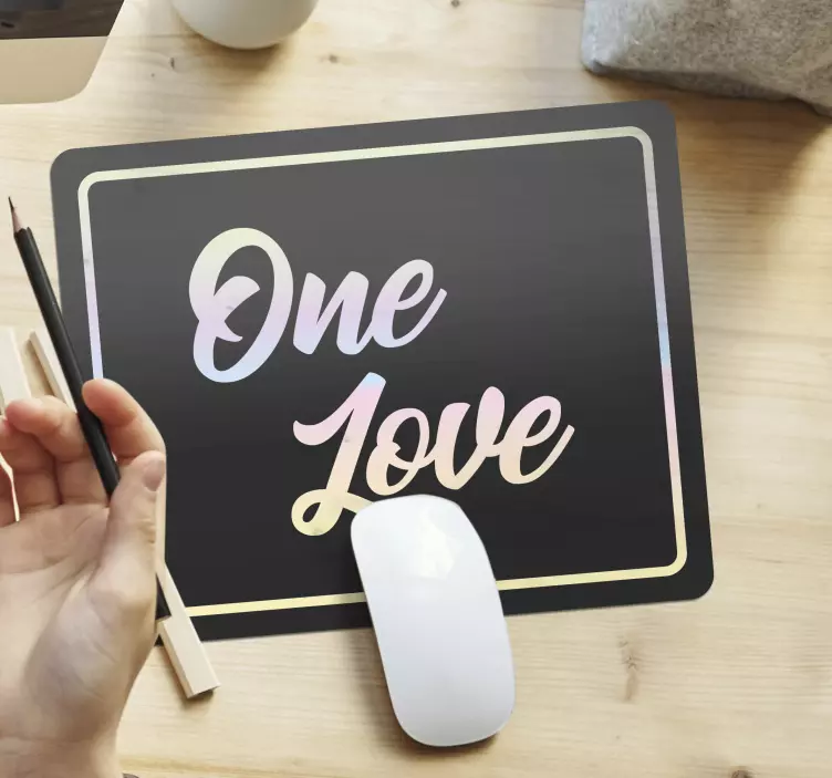 Yksi rakkausteksti sydän hiirimatto sanonnalla - Tenstickers