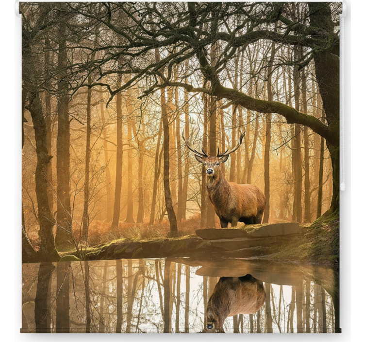 Kultainen hirvi järvellä puukuviollinen rullaverho - Tenstickers