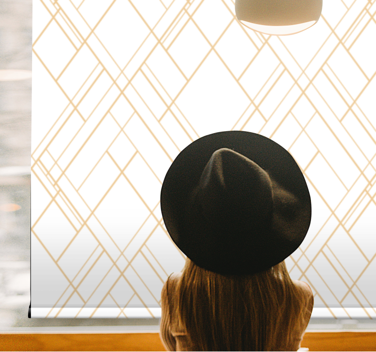 Kultaiset epäsäännölliset viivat rullaverho olohuoneeseen - Tenstickers