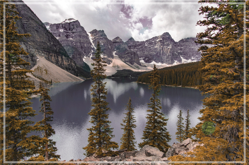 Pöytätabletti moderni maisemamaisema vuorilla - Tenstickers