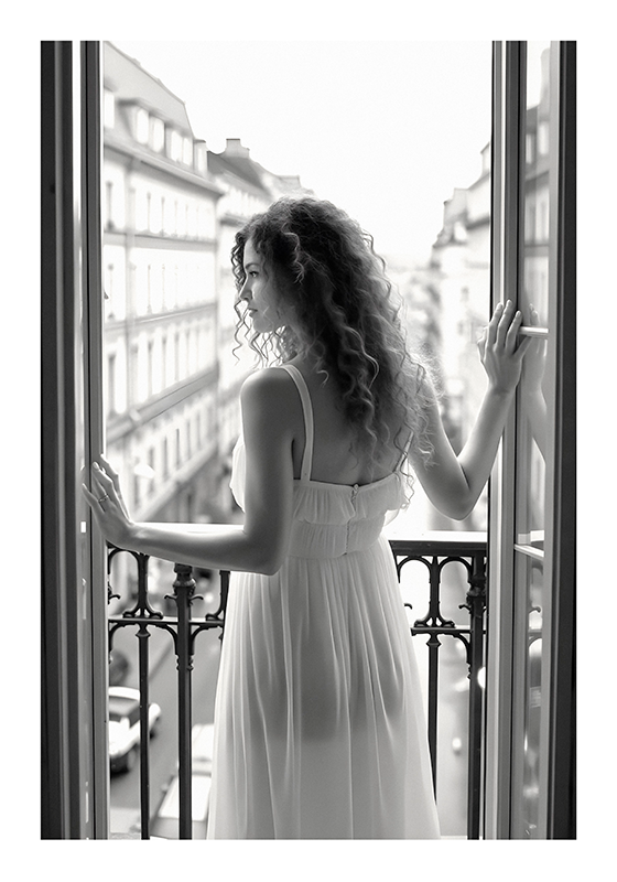 Nainen aamulla realistinen valokuvajuliste - Tenstickers