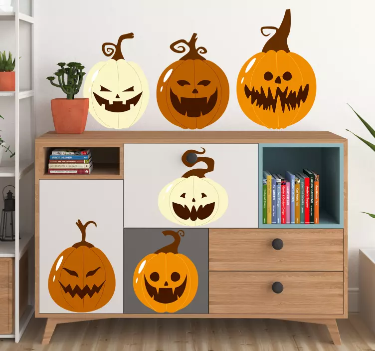 Halloween-kurpitsan mallit juhlatarra - Tenstickers