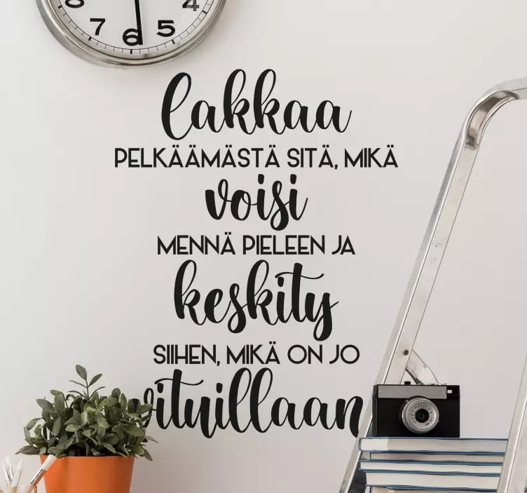 Keskity siihen, mikä on vialla muut tekstit seinätarra - Tenstickers