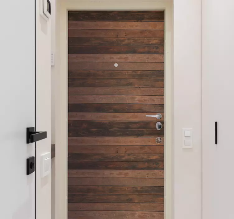 Puisen oven viimeistely ovitarra - Tenstickers