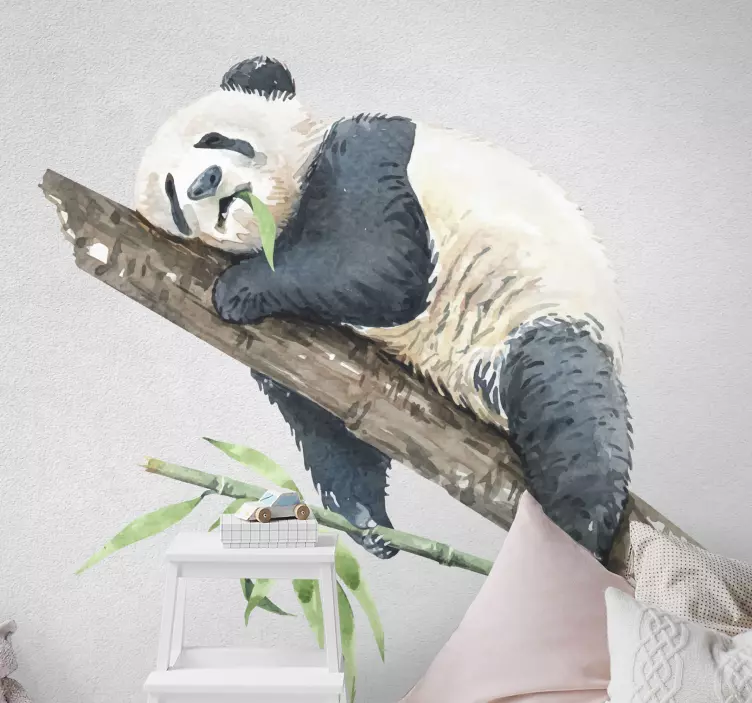 Realistinen panda kasvien kanssa Villieläintarra - Tenstickers