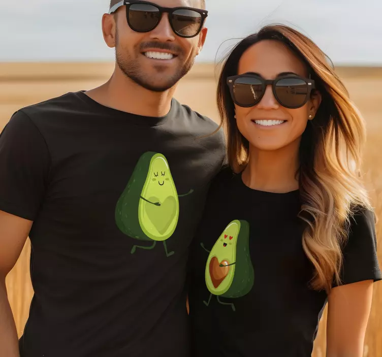 Onnellinen avokado Couple t shirts - Tenstickers