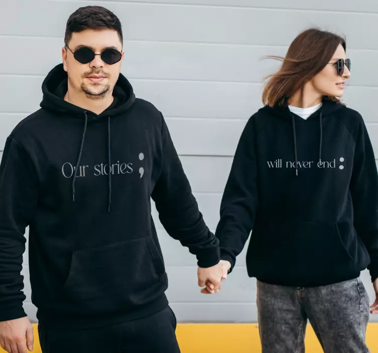 Tarina ei lopu koskaan Couple hoodies - Tenstickers