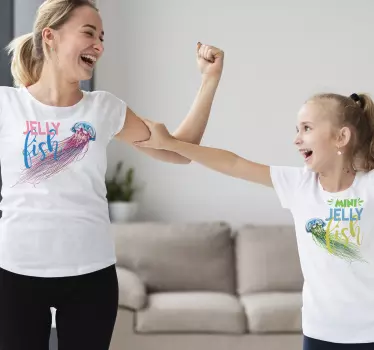 Äiti ja tytär t-paita meduusa ja pikku meduusa - Tenstickers