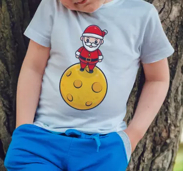 Joulupukki kuun päällä lasten t-paita - Tenstickers
