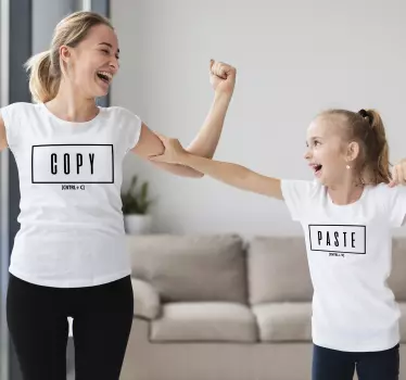 Kopioi ja liitä tpaita äiti tytär - Tenstickers