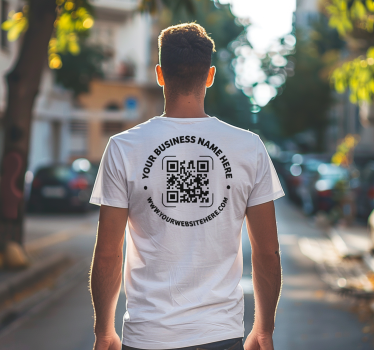 Yrityksen QR-koodi t-paita - Tenstickers