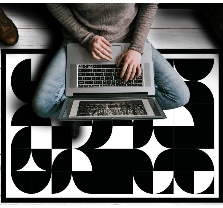 Kaarevat mustat muodot geometrinen vinyylimatto - Tenstickers