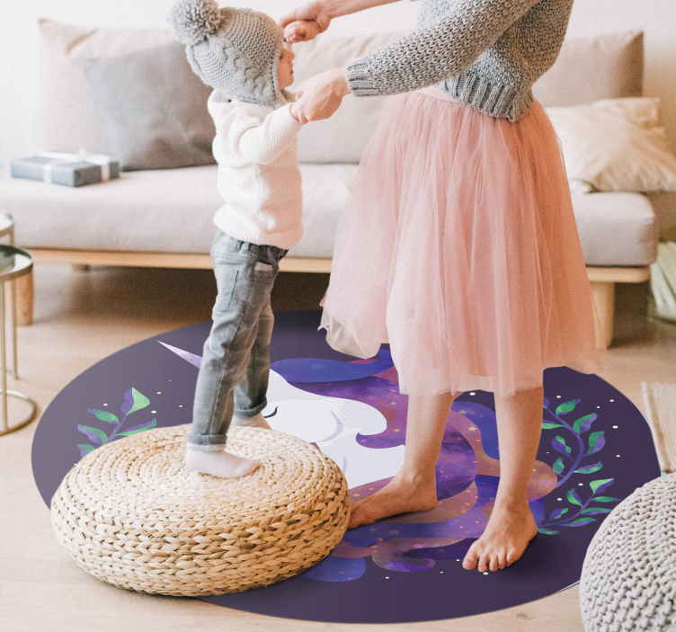 Käsin piirretty tyylikäs yksisarvinen eläin vinyylimatto - Tenstickers